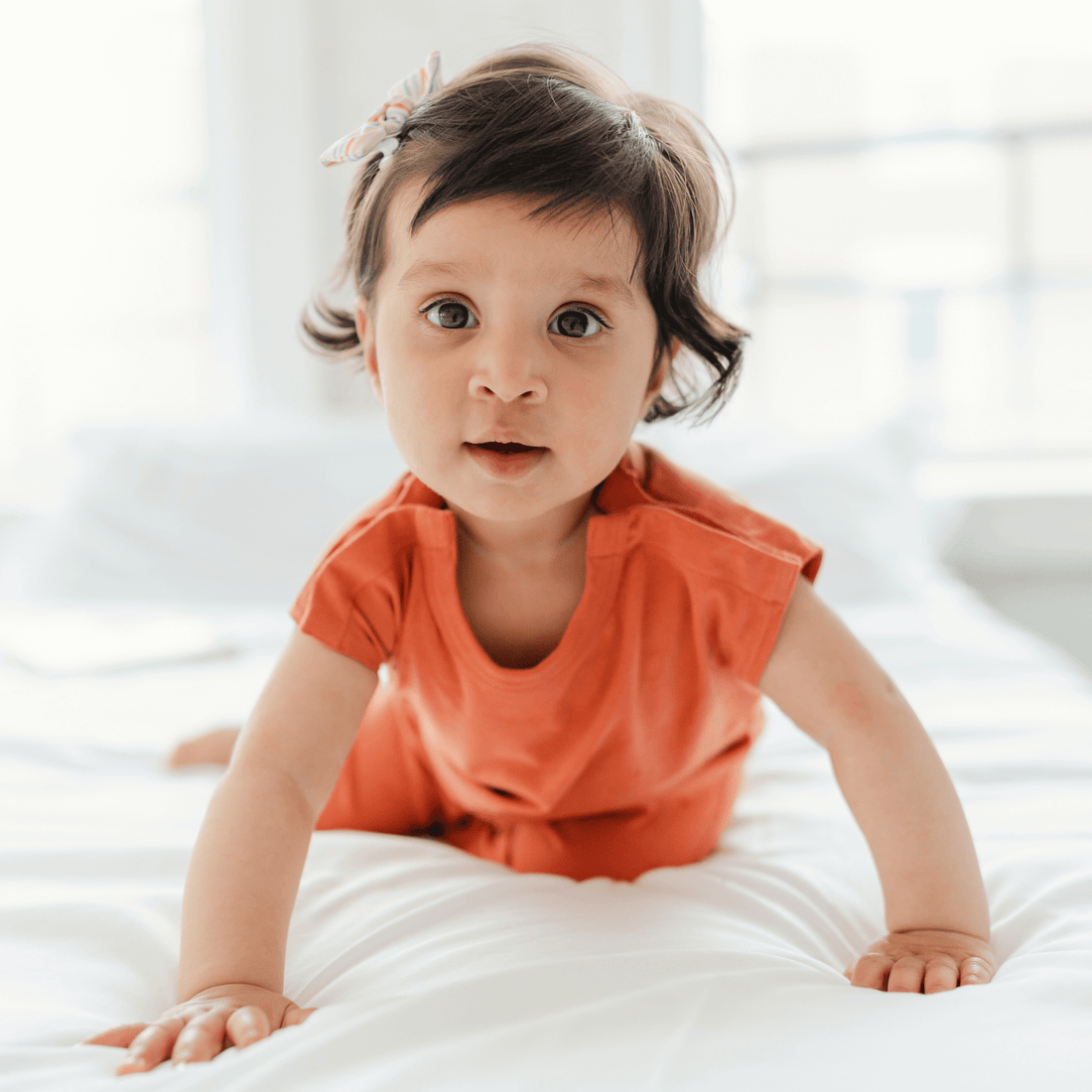 toddler-in-zippy-leg-romper,-showcasing-easy-outfit-changes-for-bathtime-and-diaper-changes.