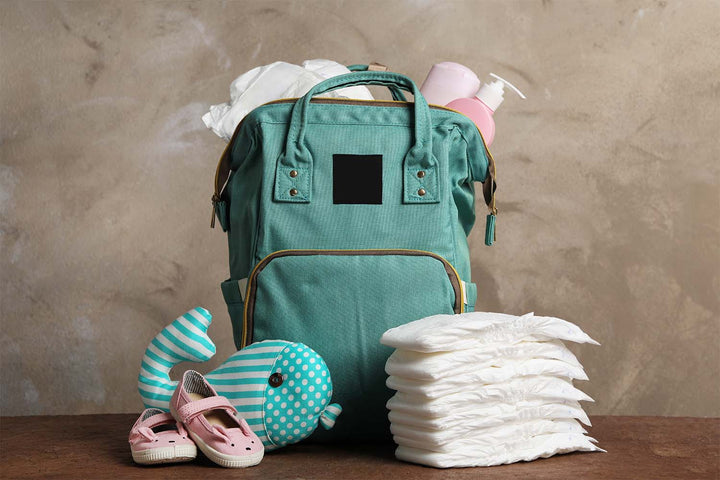 Diaper Bag Checklist: What To Include – Tabeeze